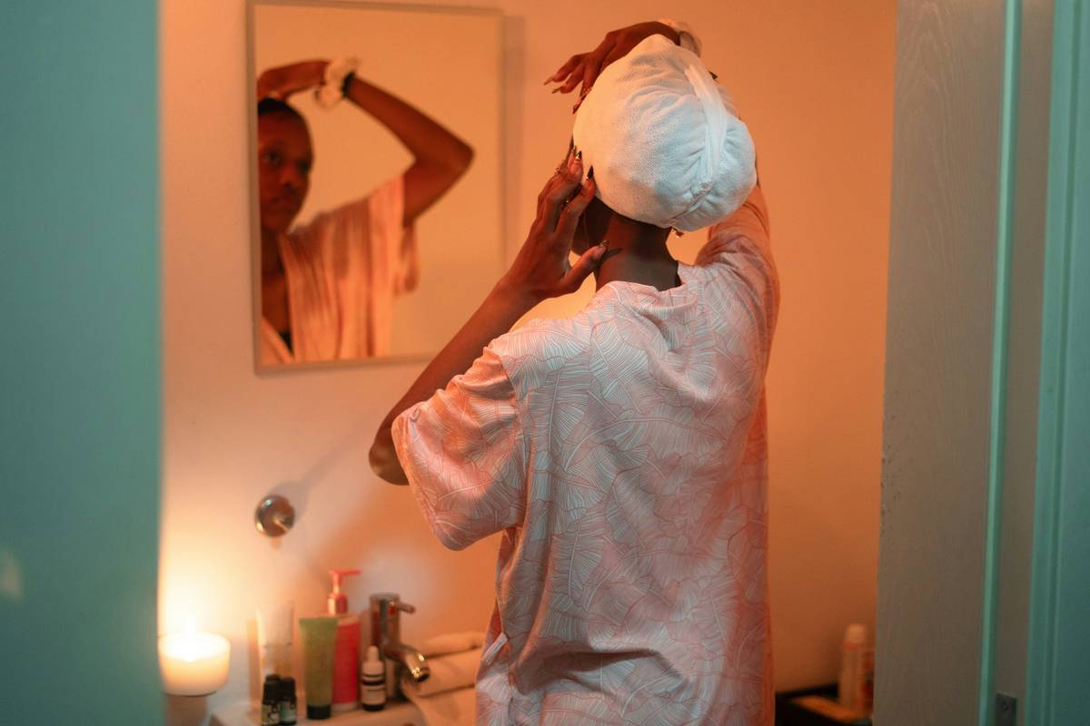 Women’s Hair Gel: 7 Proven Tips to Avoid Sticky Mistakes